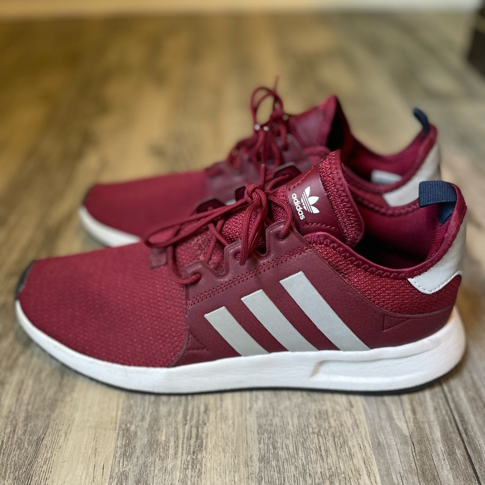 Mens Adidas (size 10.5)